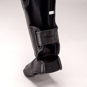 Joya Strike Scheenbeschermers -Zwart/Zwart