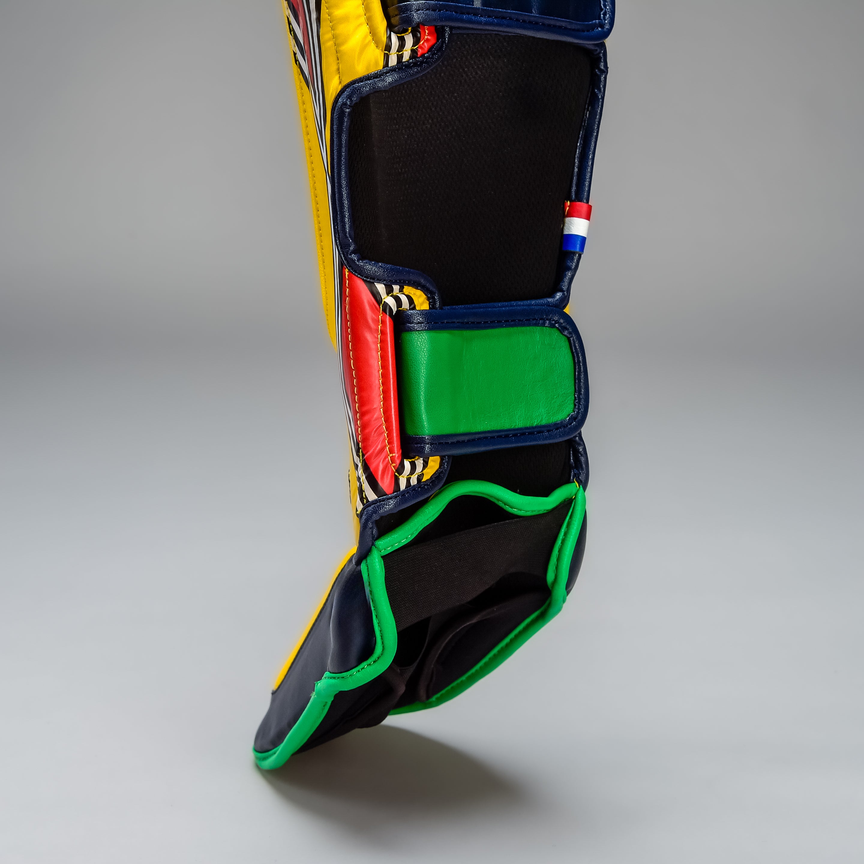 Joyagear X Poatan Performance Tribal Scheenbeschermers