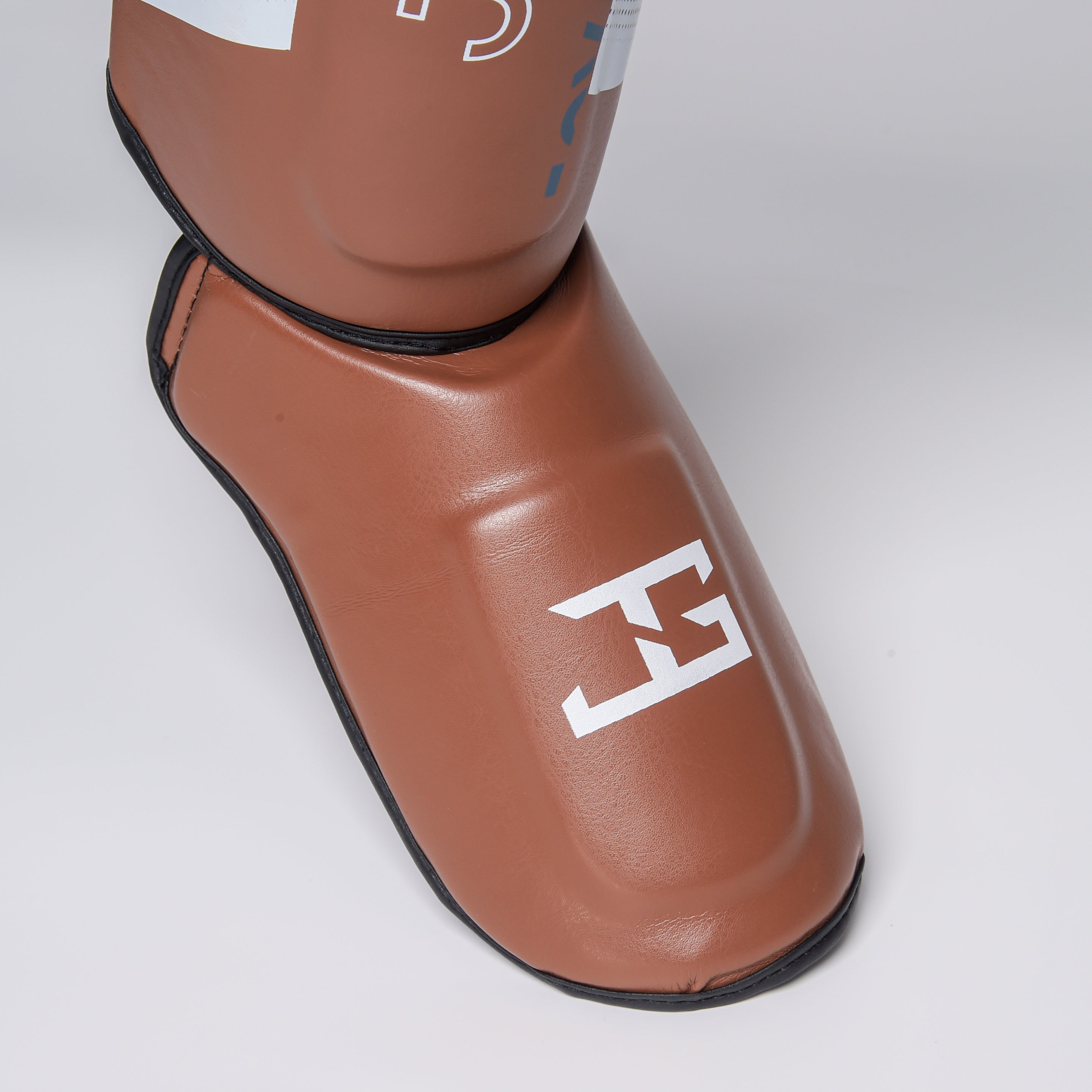 Joyagear Evolution Pro Scheenbeschermers Bruin/Wit