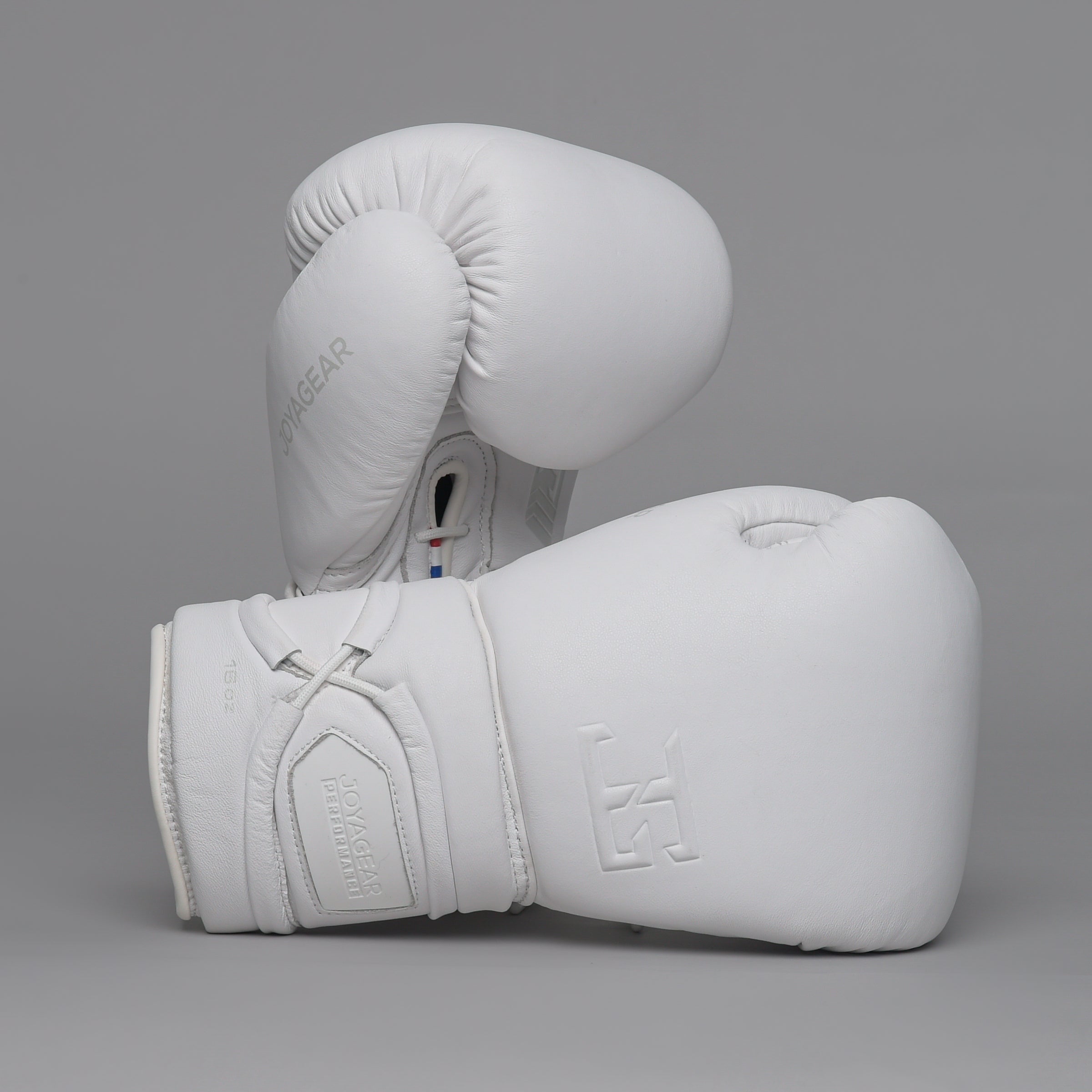 BRX9326JoyaEliteperflaceboxinggloveswhite.jpg