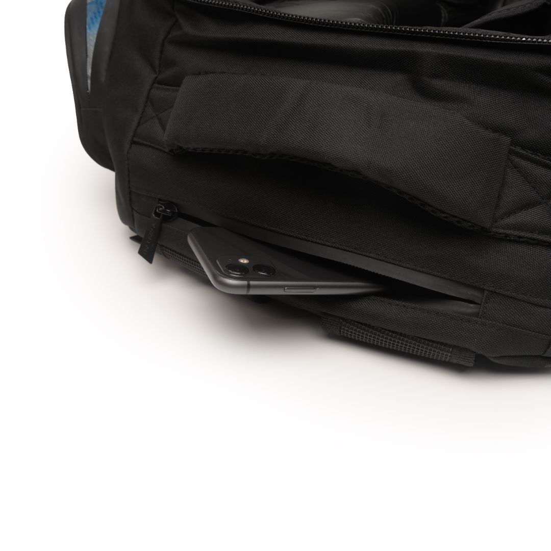 ConvertOut-Resized-BRX_8187_bag_detail_1.jpg