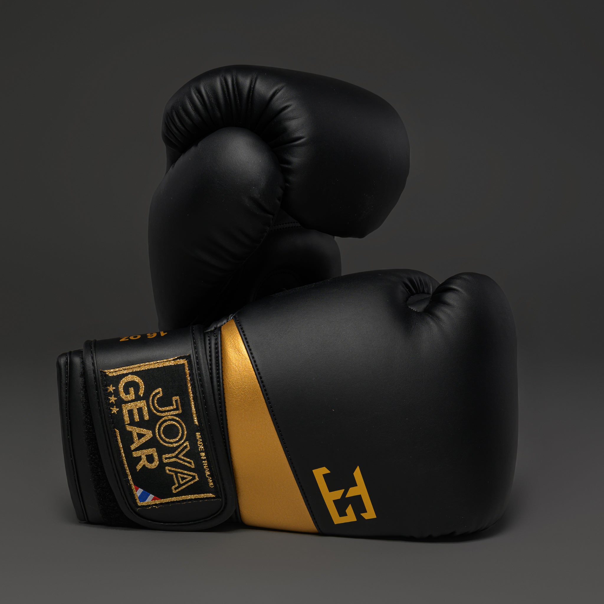 EssentialProblack-gold-gloves-brx_3004.jpg