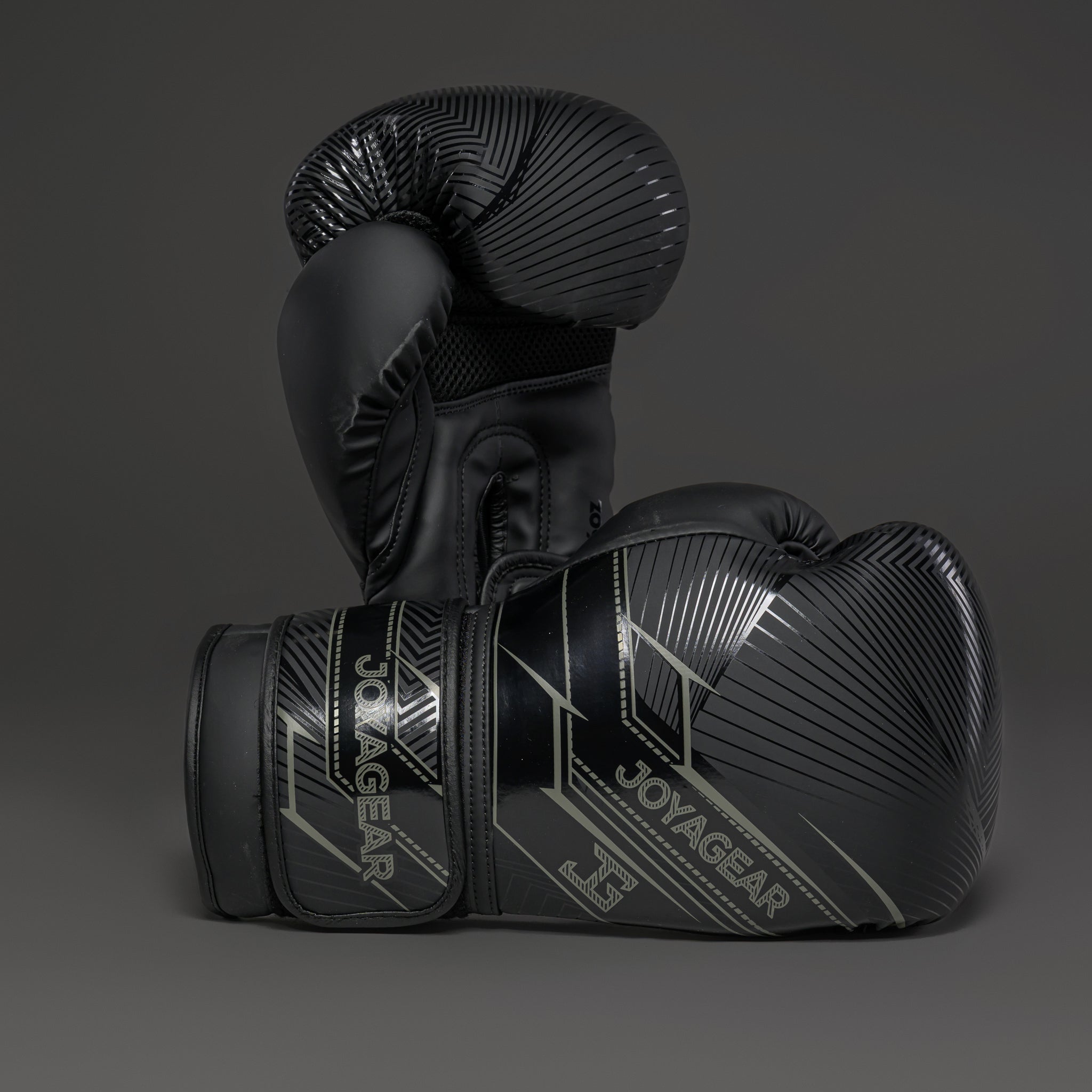 EssentialProgloves-essential-pro-green-black-brx_2856_c2c1a7af-9e21-473a-a4b0-2245f8707331.jpg