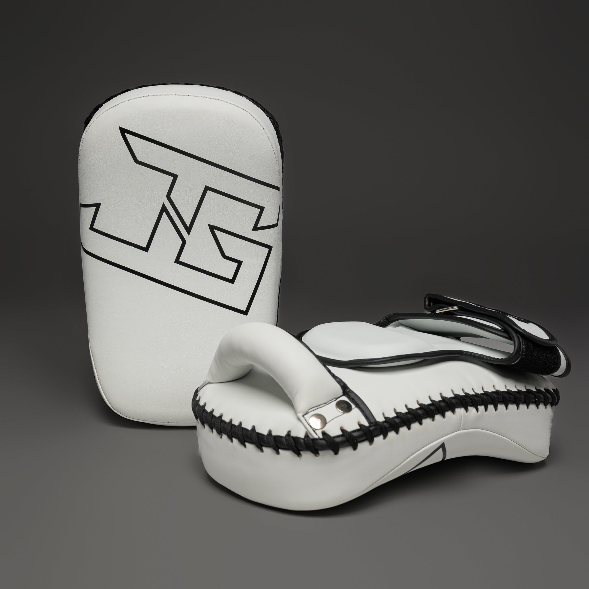 Joyagear Strike Thai Pads Compact Wit/Zwart