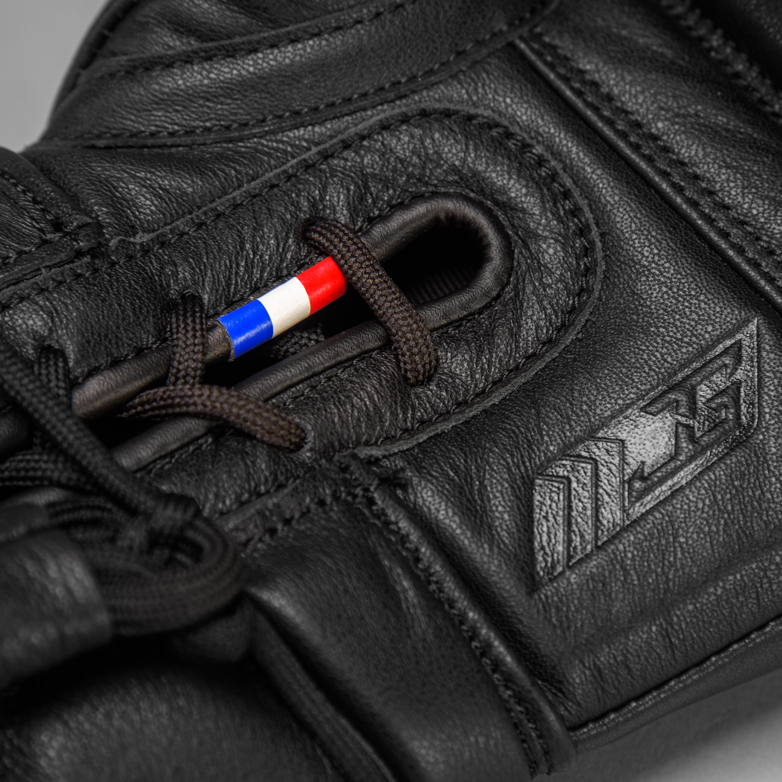 Joyagear Elite Performance Laces Boxing Gloves Leather White