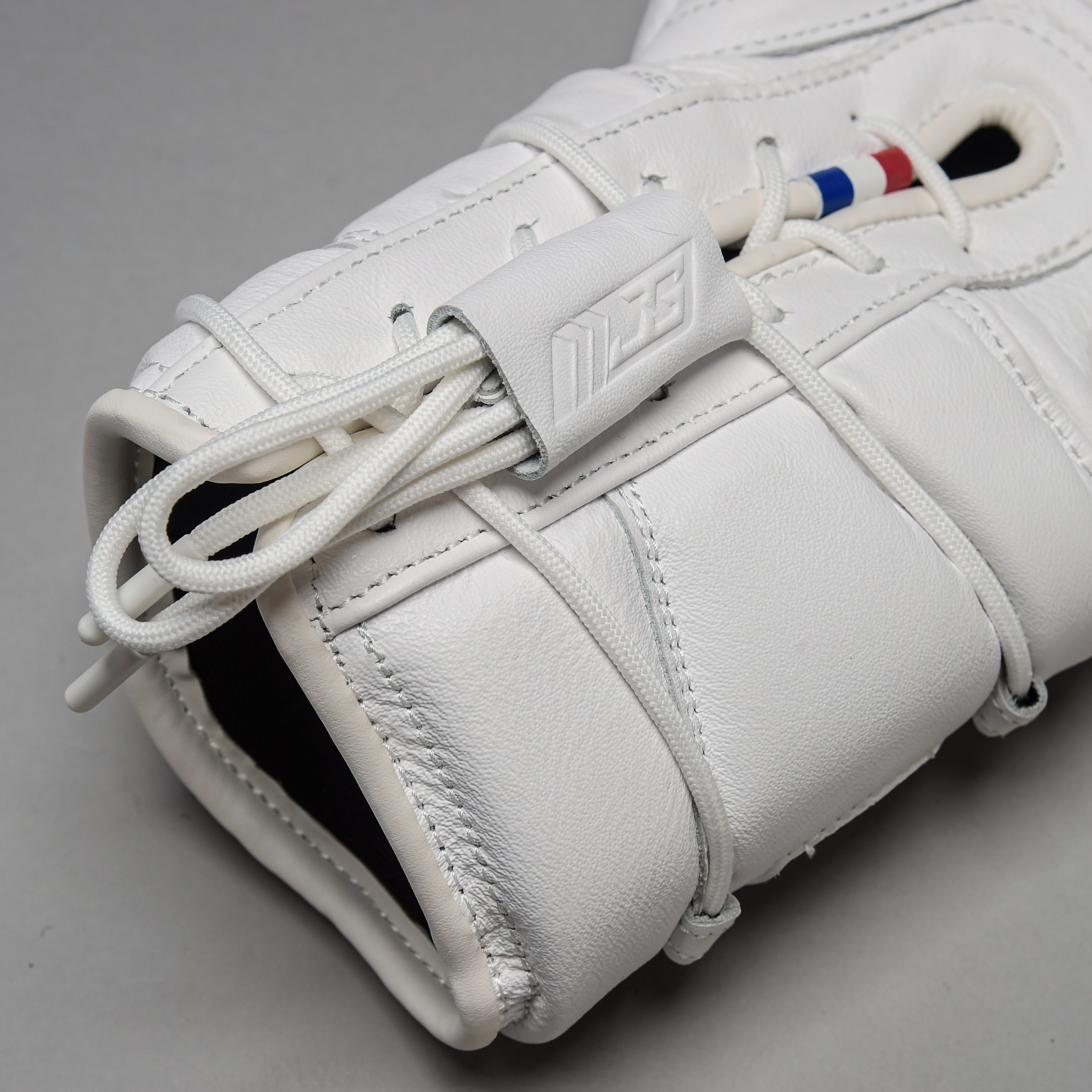Joyagear Elite Performance Laces Boxing Gloves Leather White