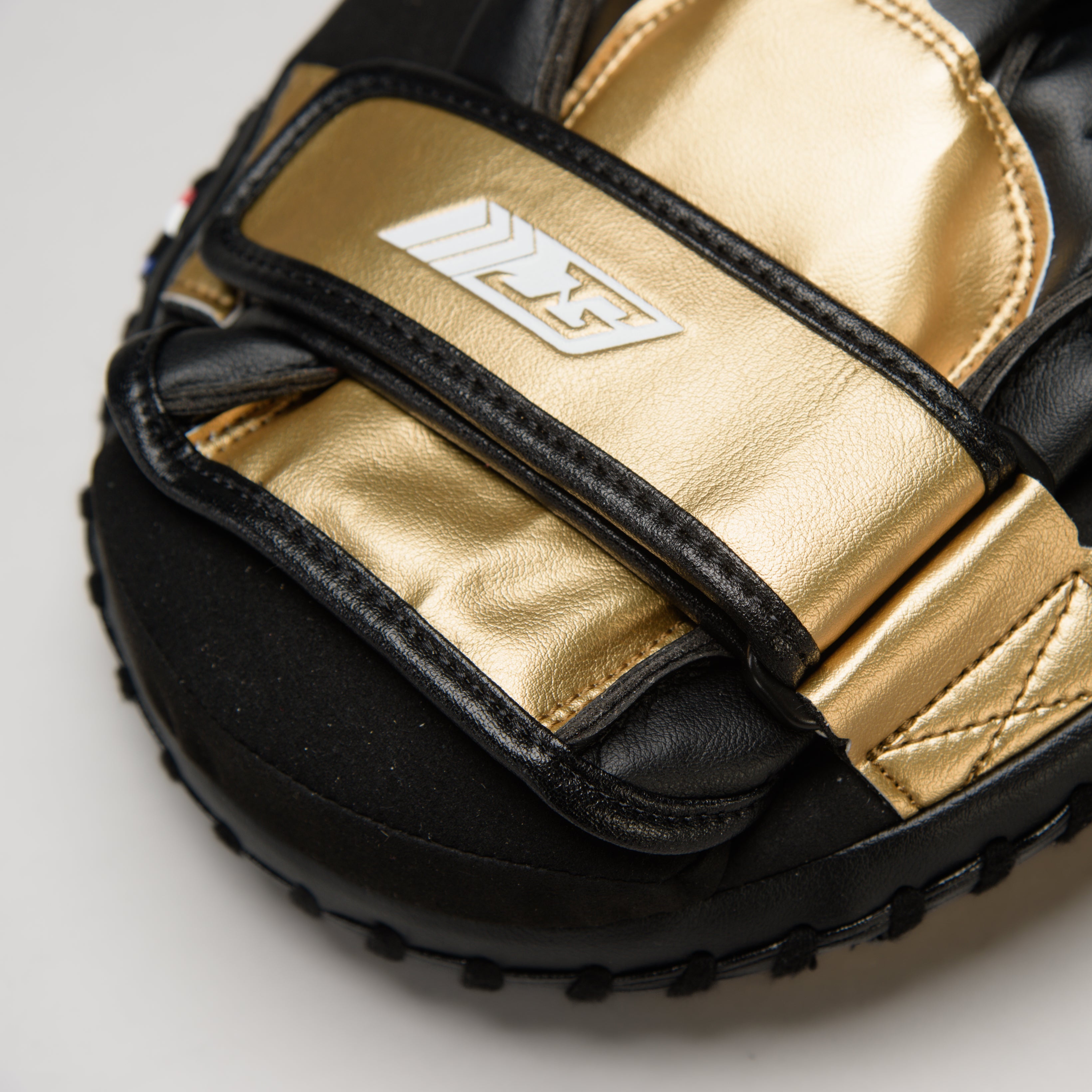 Joyagear Performance CM100 Punching Mitts Black/Gold