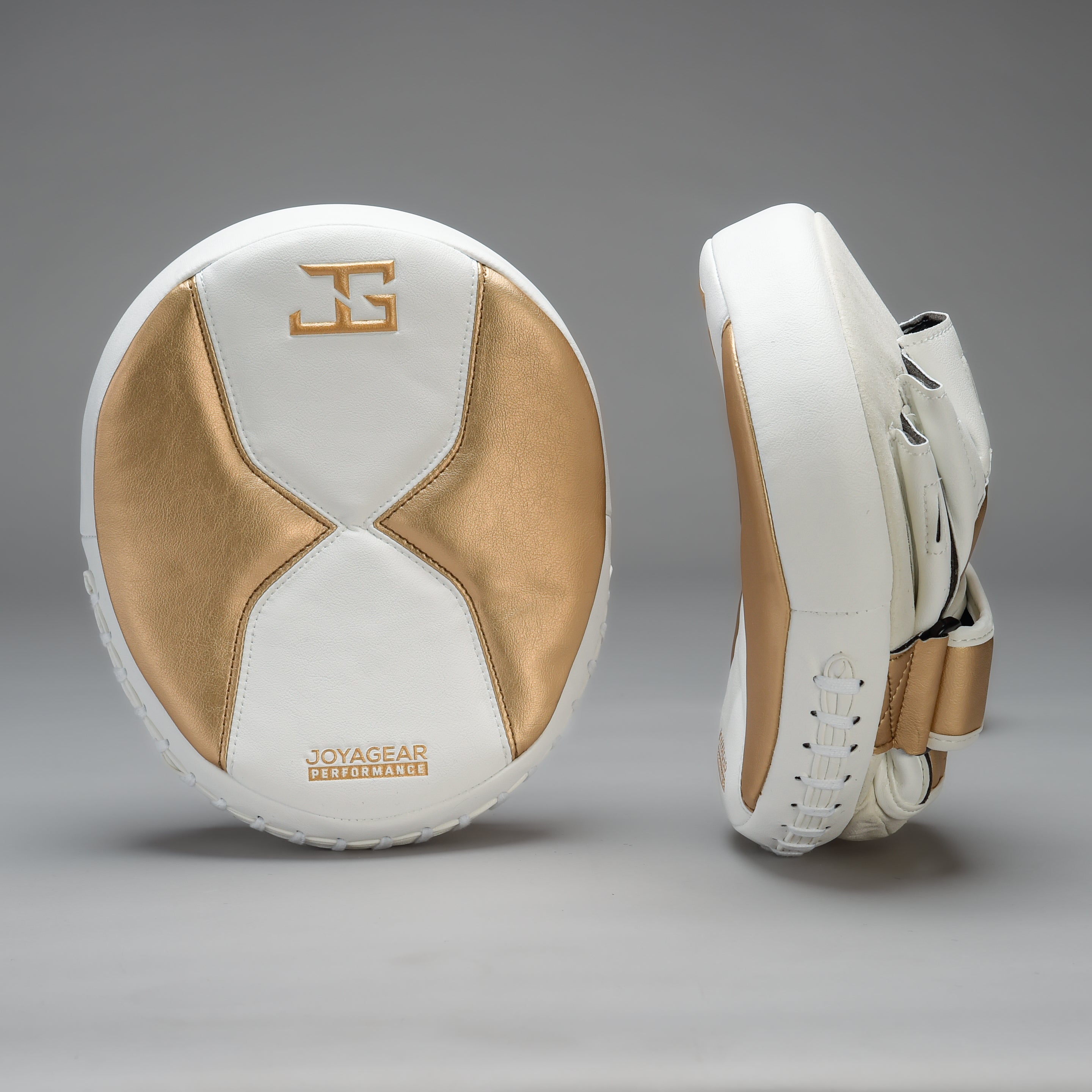 PadsPerformanceGoldWhite_dsc5276.jpg
