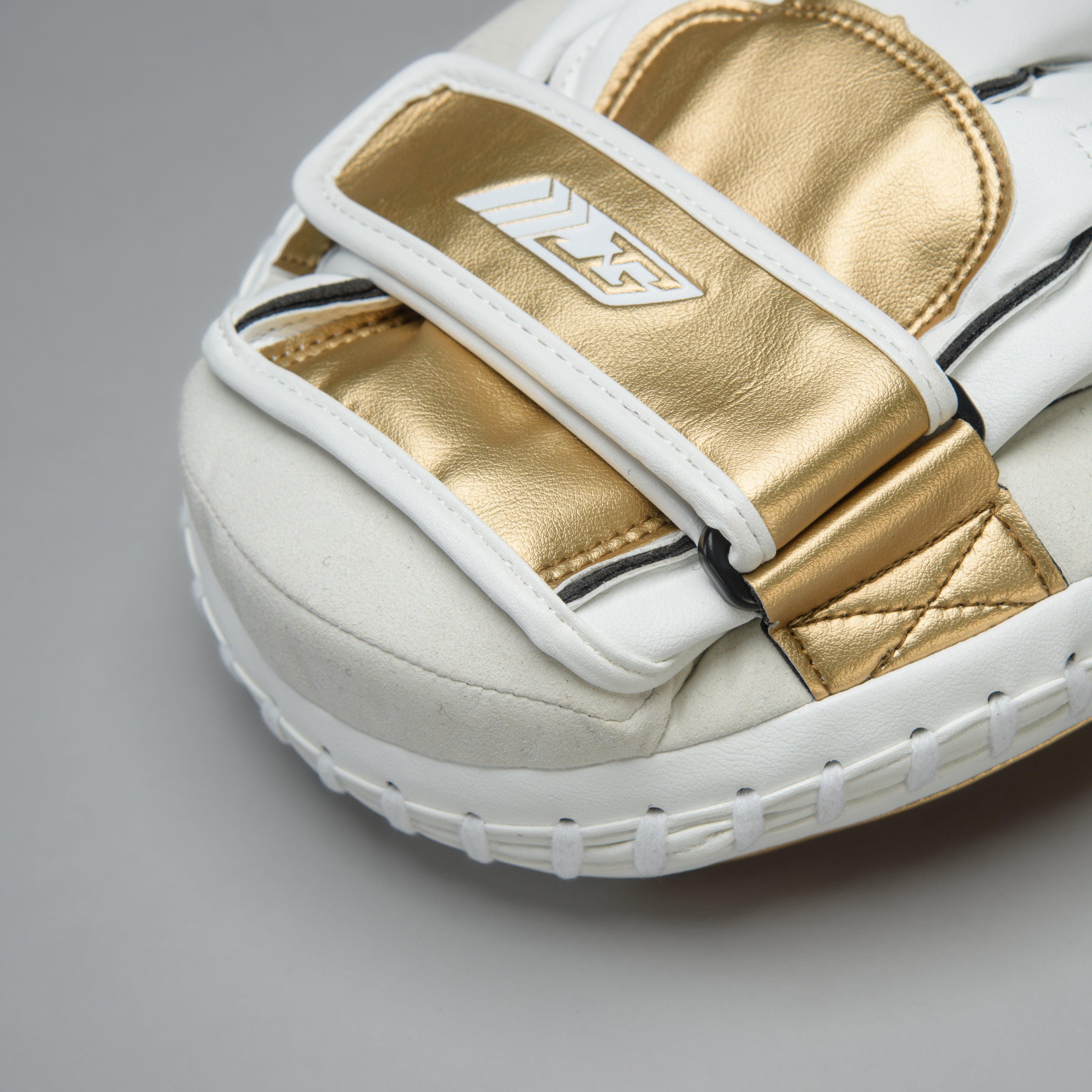 Joyagear Performance CM200 Punching Mitts White/Gold