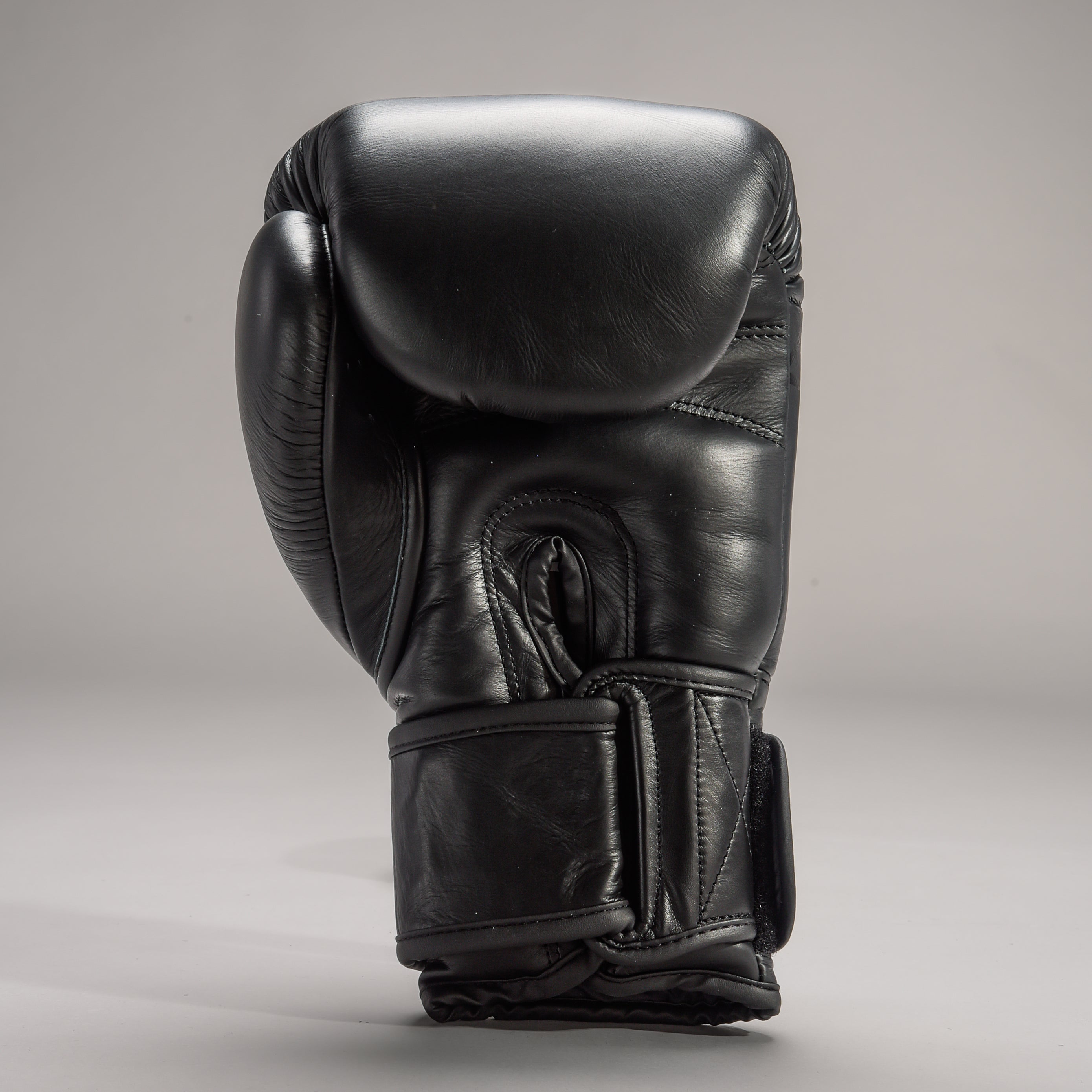 Joya Strike (Kick) Boxing Gloves - Black/Black