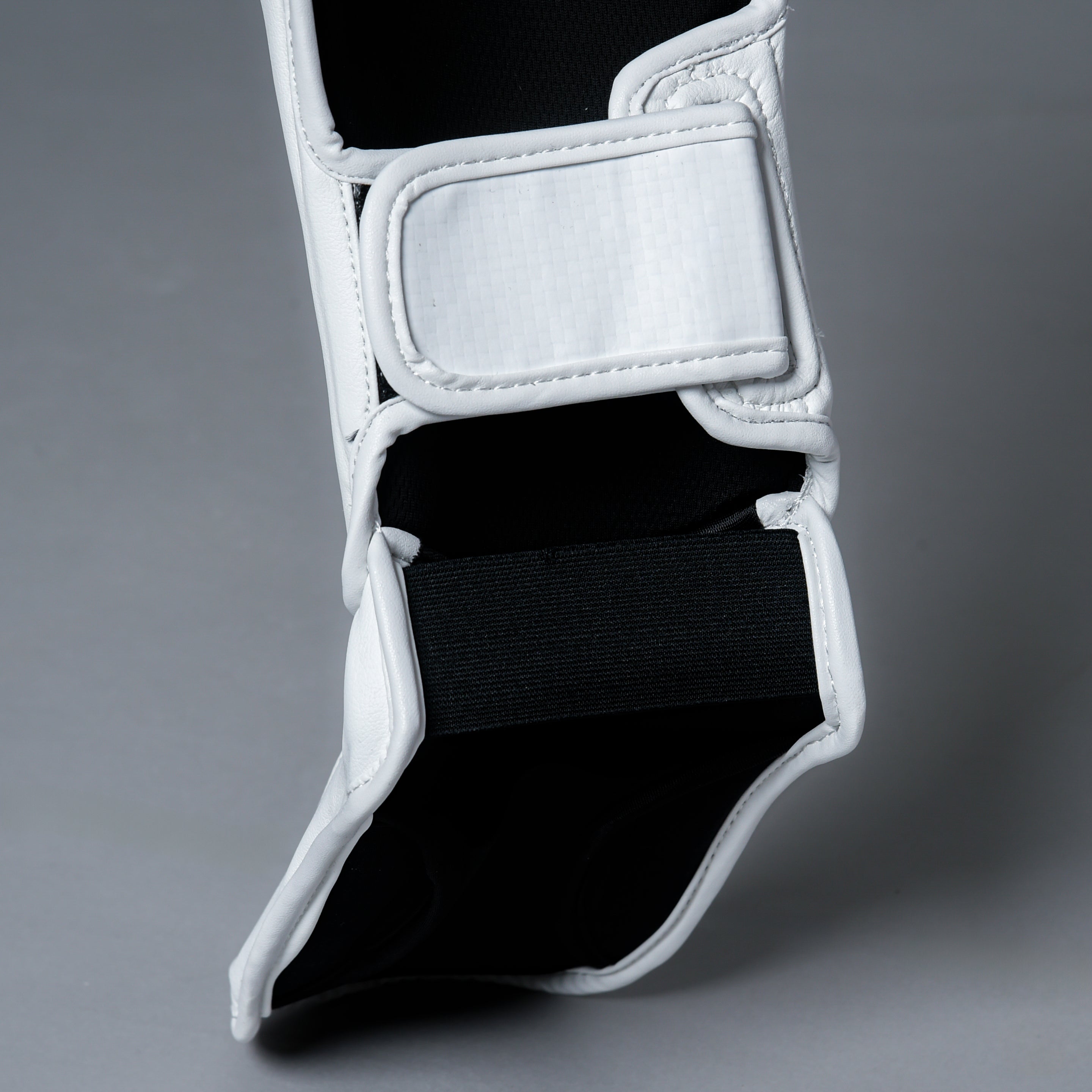 Joyagear Performance Scheenbeschermers Wit/Carbon