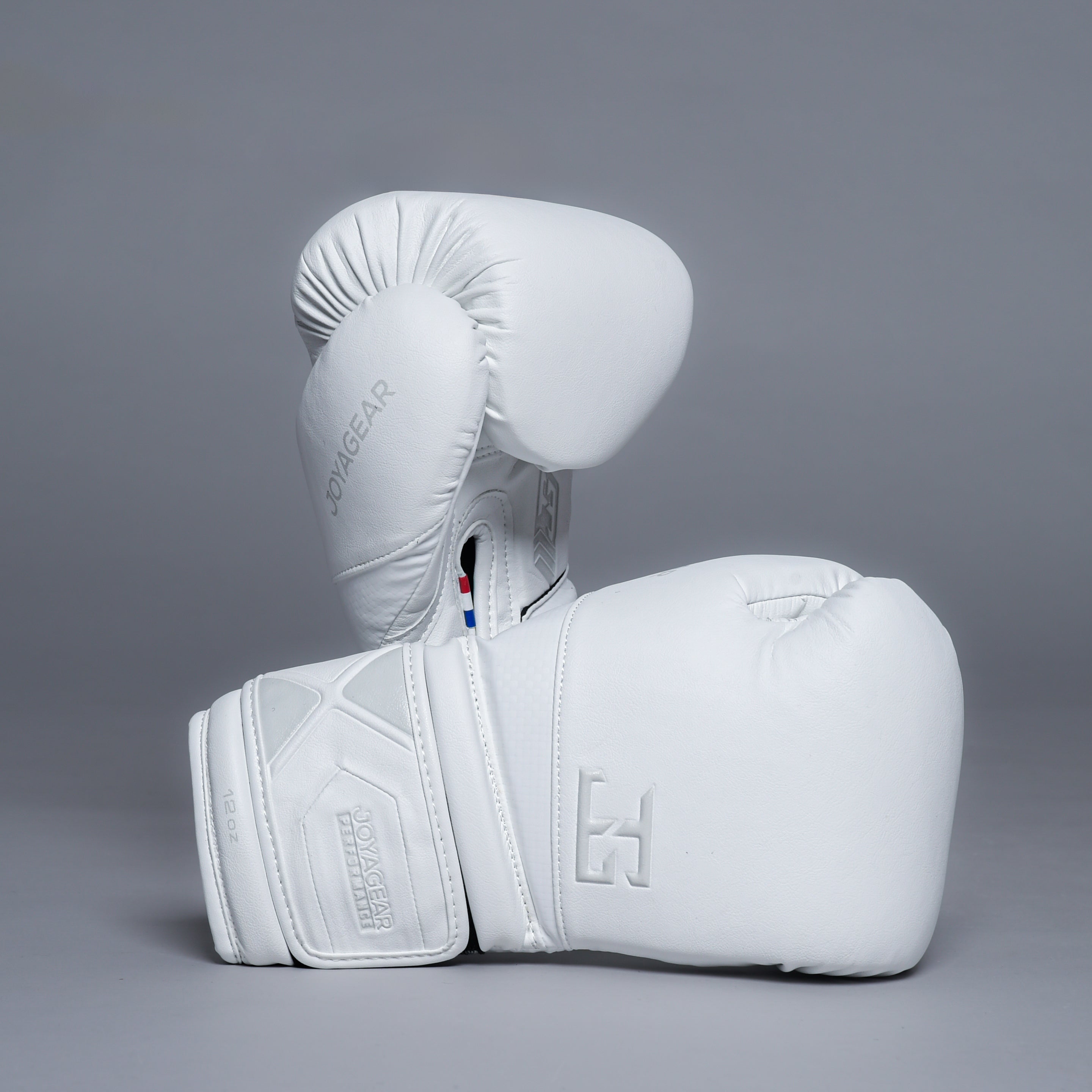 gloves-white_BRX4349.jpg